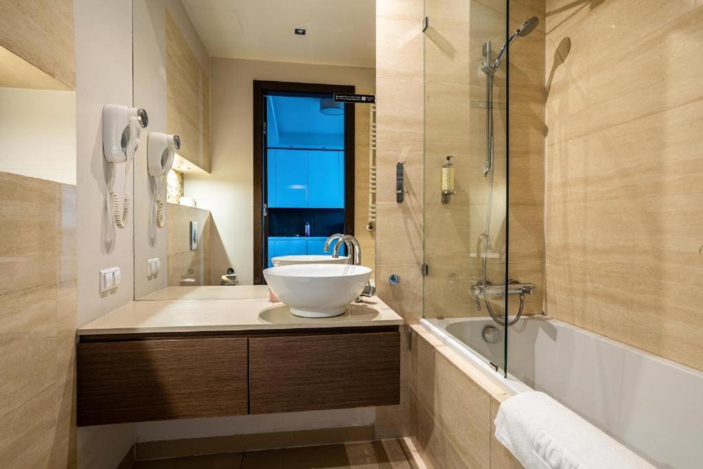 Platinum Tower - City Center - Golden Apartments Varsavia Esterno foto