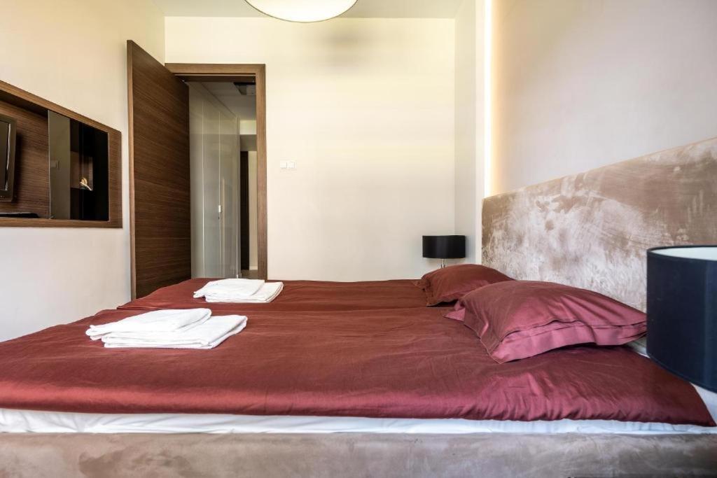Platinum Tower - City Center - Golden Apartments Varsavia Esterno foto