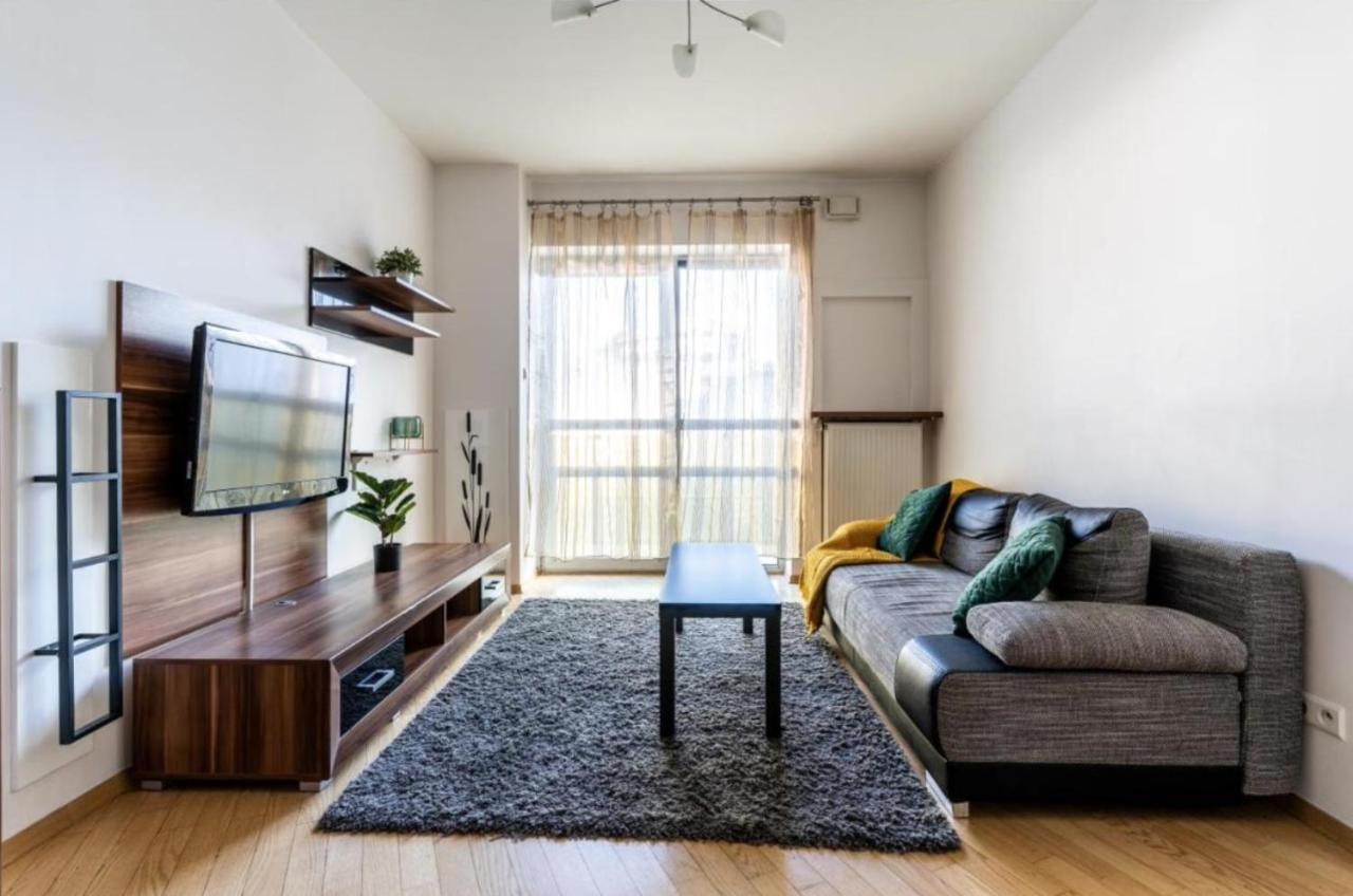 Platinum Tower - City Center - Golden Apartments Varsavia Esterno foto